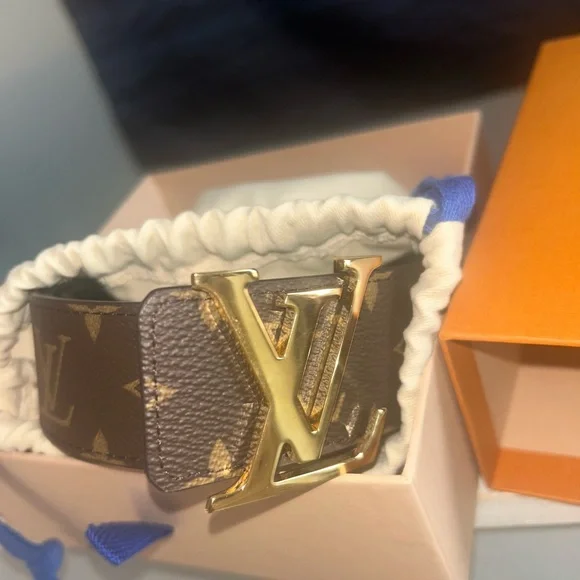 Louis Vuitton | Accessories | Louis Vuitton Brown And Gold  display picture 2